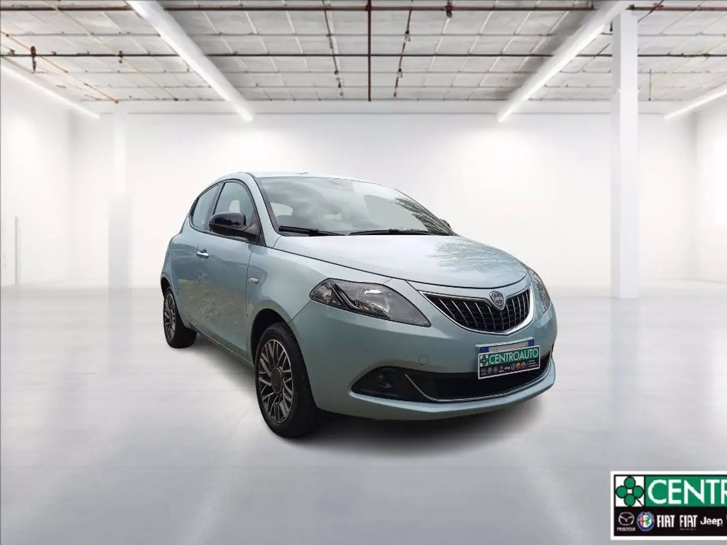 Lancia Ypsilon 1.0 firefly hybrid Gold s&s 70cv 5p.ti Zöld - 1