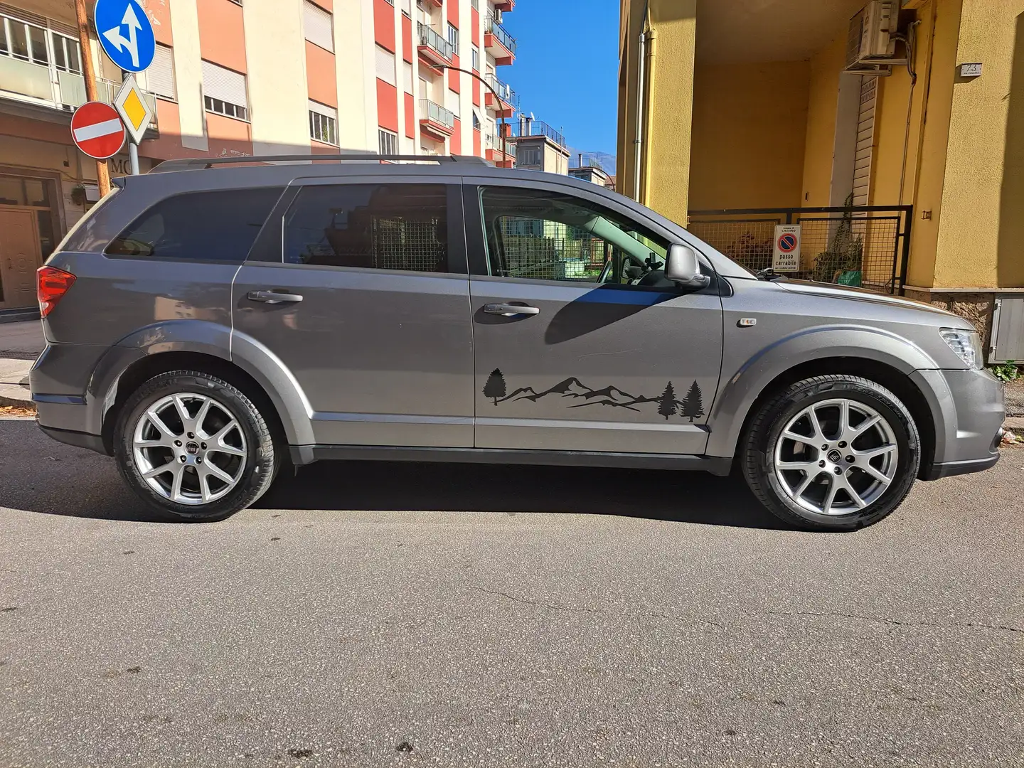 Fiat Freemont Freemont 2.0 mjt 16v 140cv Grigio - 1