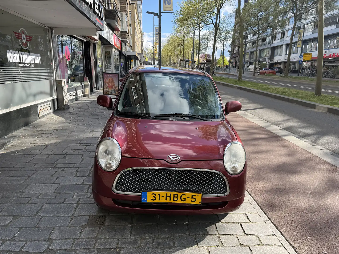 Daihatsu Trevis 1.0 Rot - 1