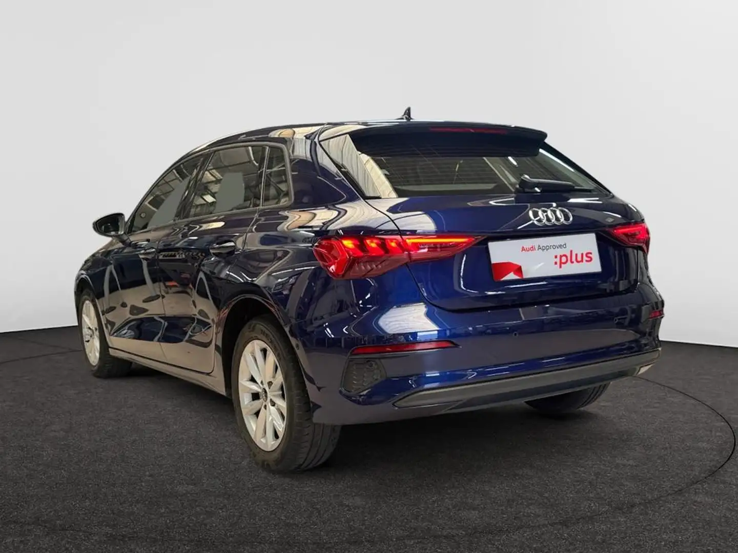 Audi A3 Sportback Audi A3 Sportback  30 TFSI  81(110) kW(c Bleu - 2