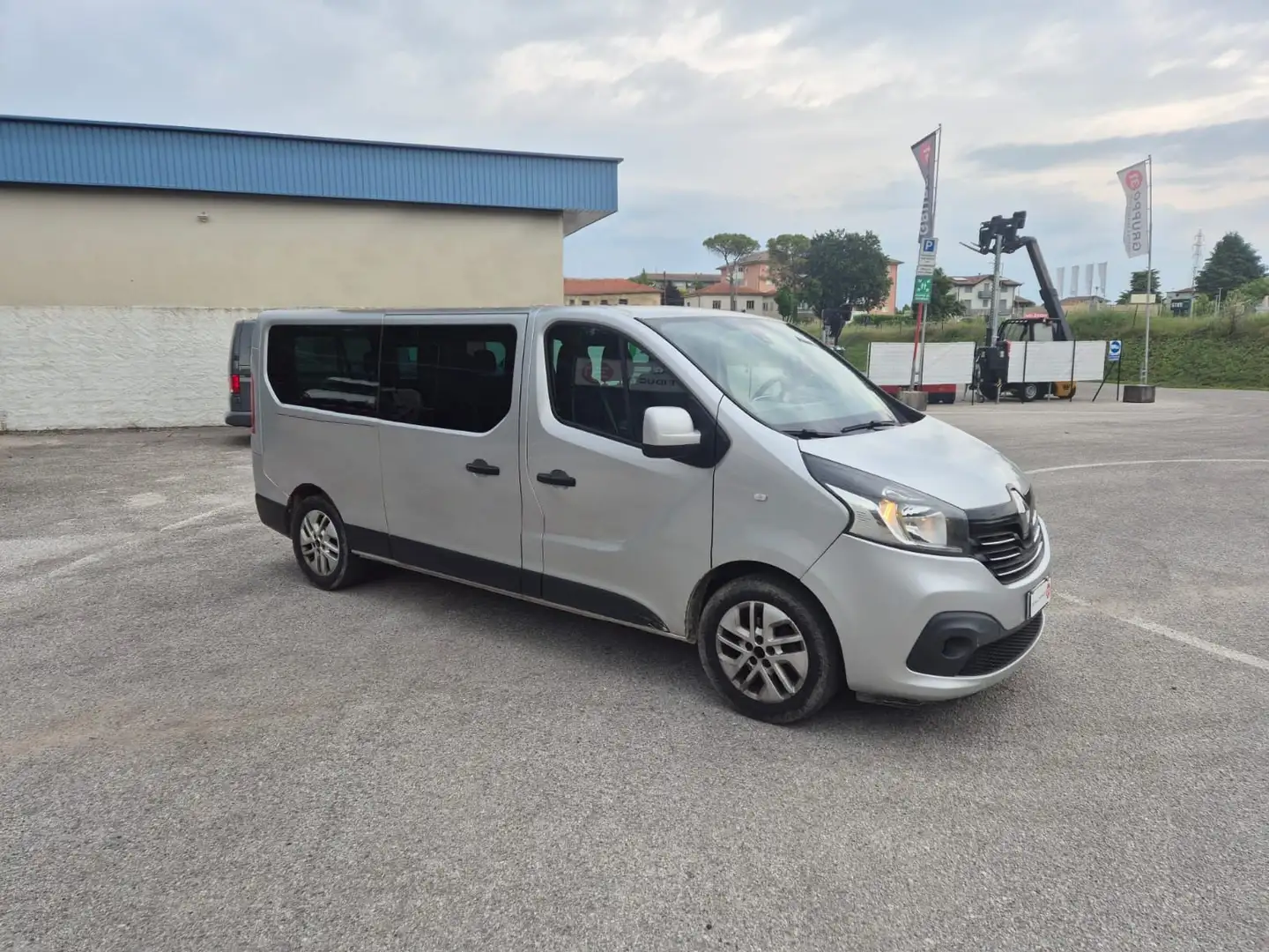 Renault Trafic T29 1.6 dCi 125 CV S&S PC-TN Intens Heavy T.Tu Сірий - 1