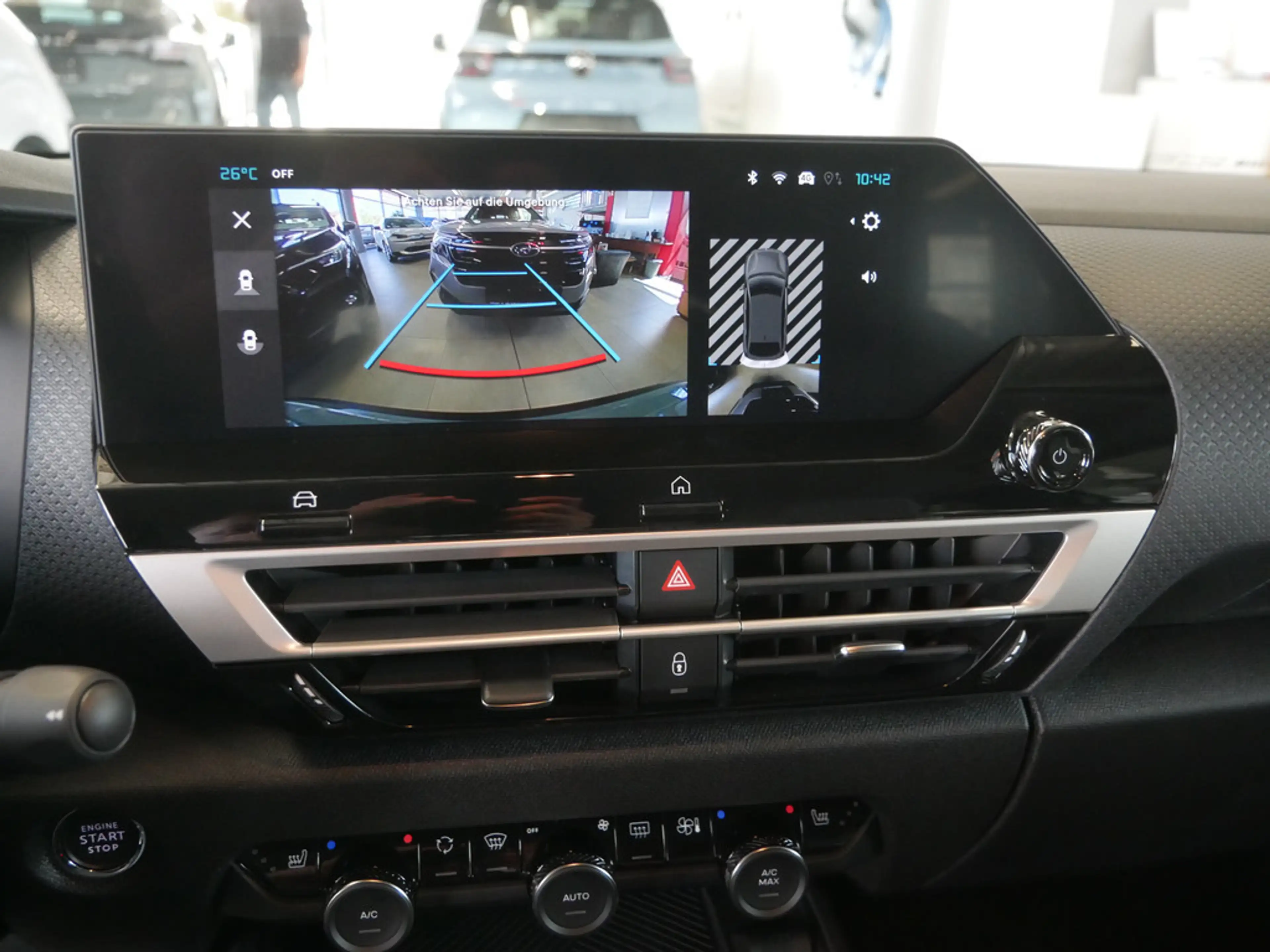 Citroen E-C4 Electric — photo 10