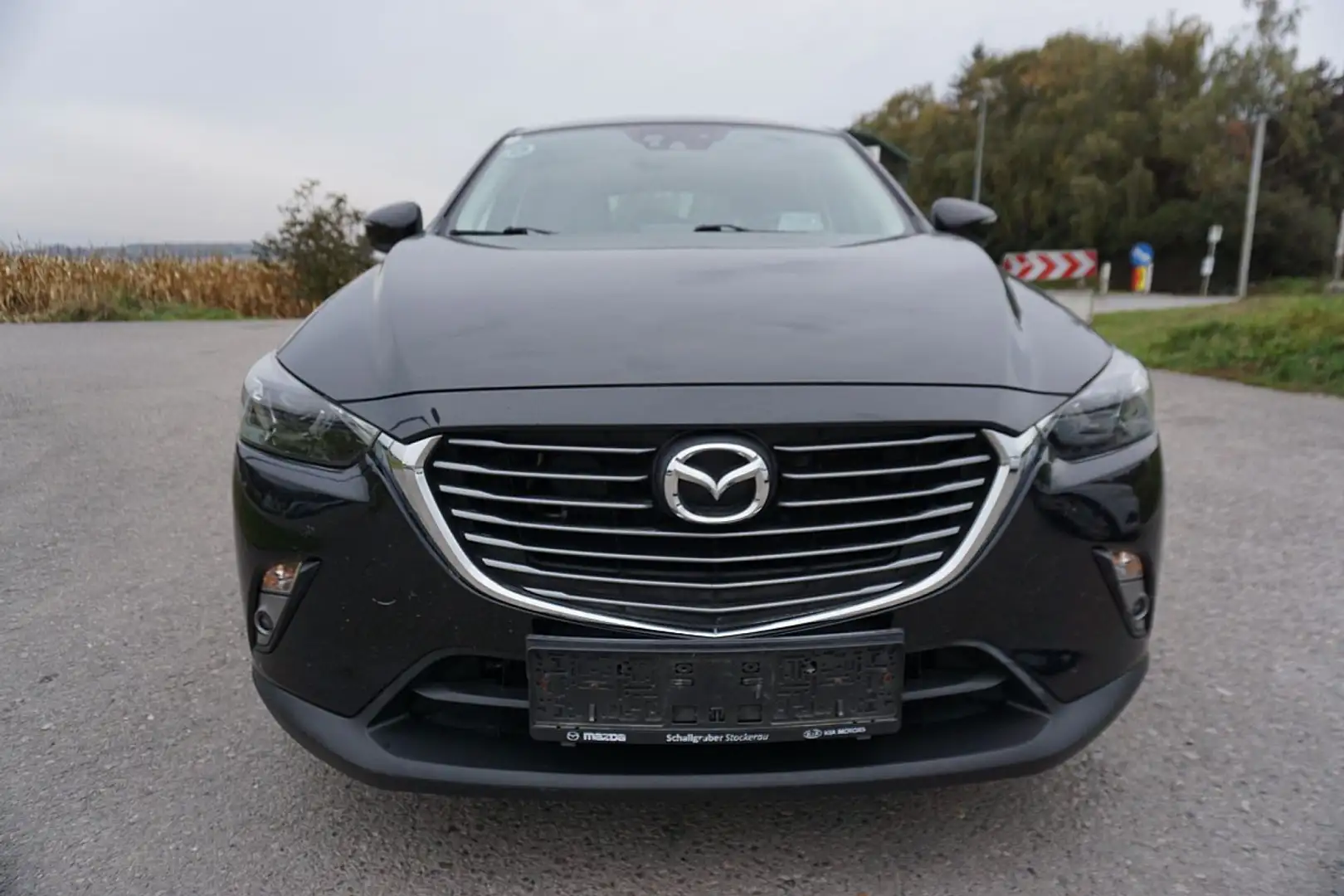Mazda CX-3 CD105 Revolution Schwarz - 1