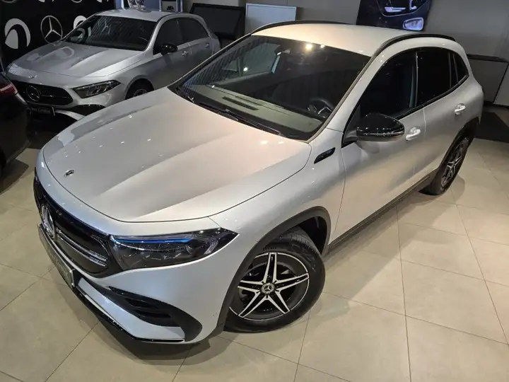 Mercedes-Benz EQA 250 2022, foto 11