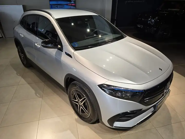 Mercedes-Benz EQA 250 2022, foto 12