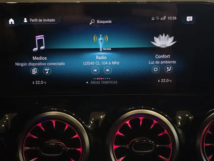 Mercedes-Benz EQA 250 2022, foto 30