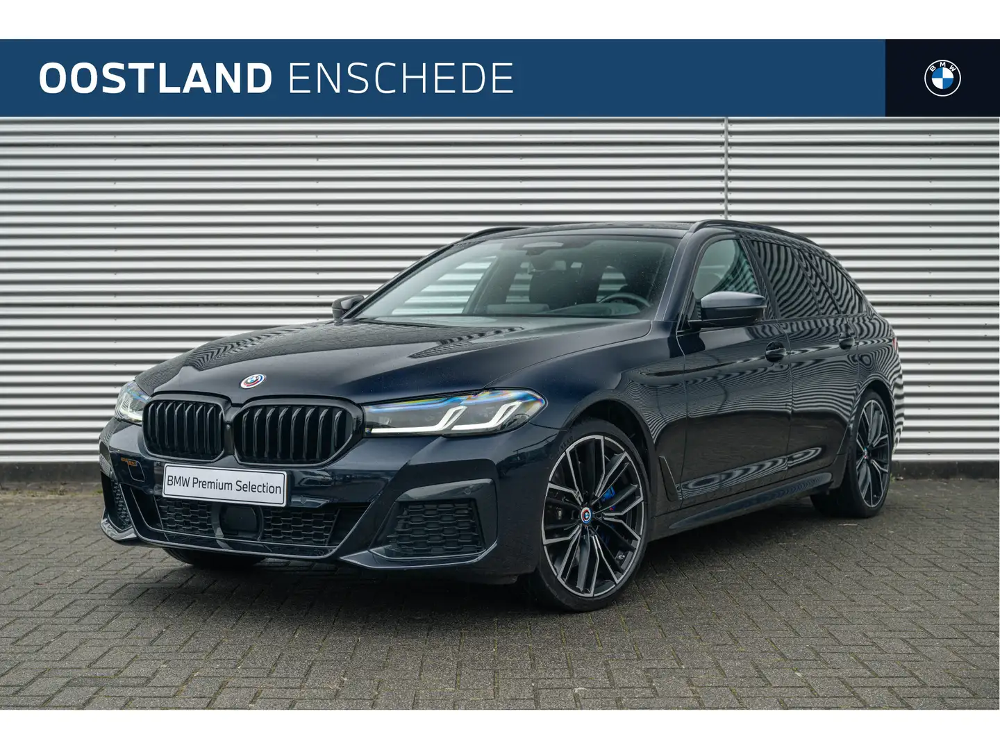 BMW 540 5 Serie Touring 540i xDrive High Executive M Sport Schwarz - 1