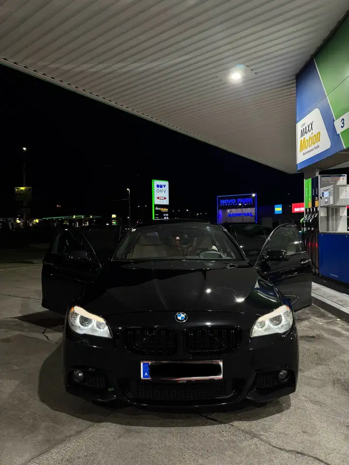 BMW 530