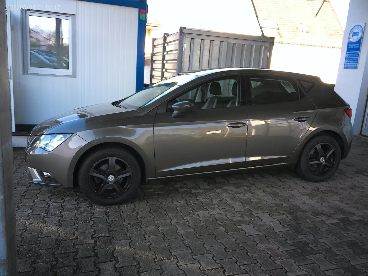 SEAT Leon Reference Brązowy - 2
