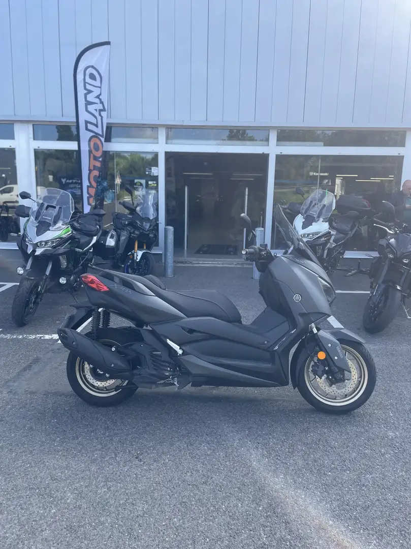 Yamaha X-Max 125 - 1