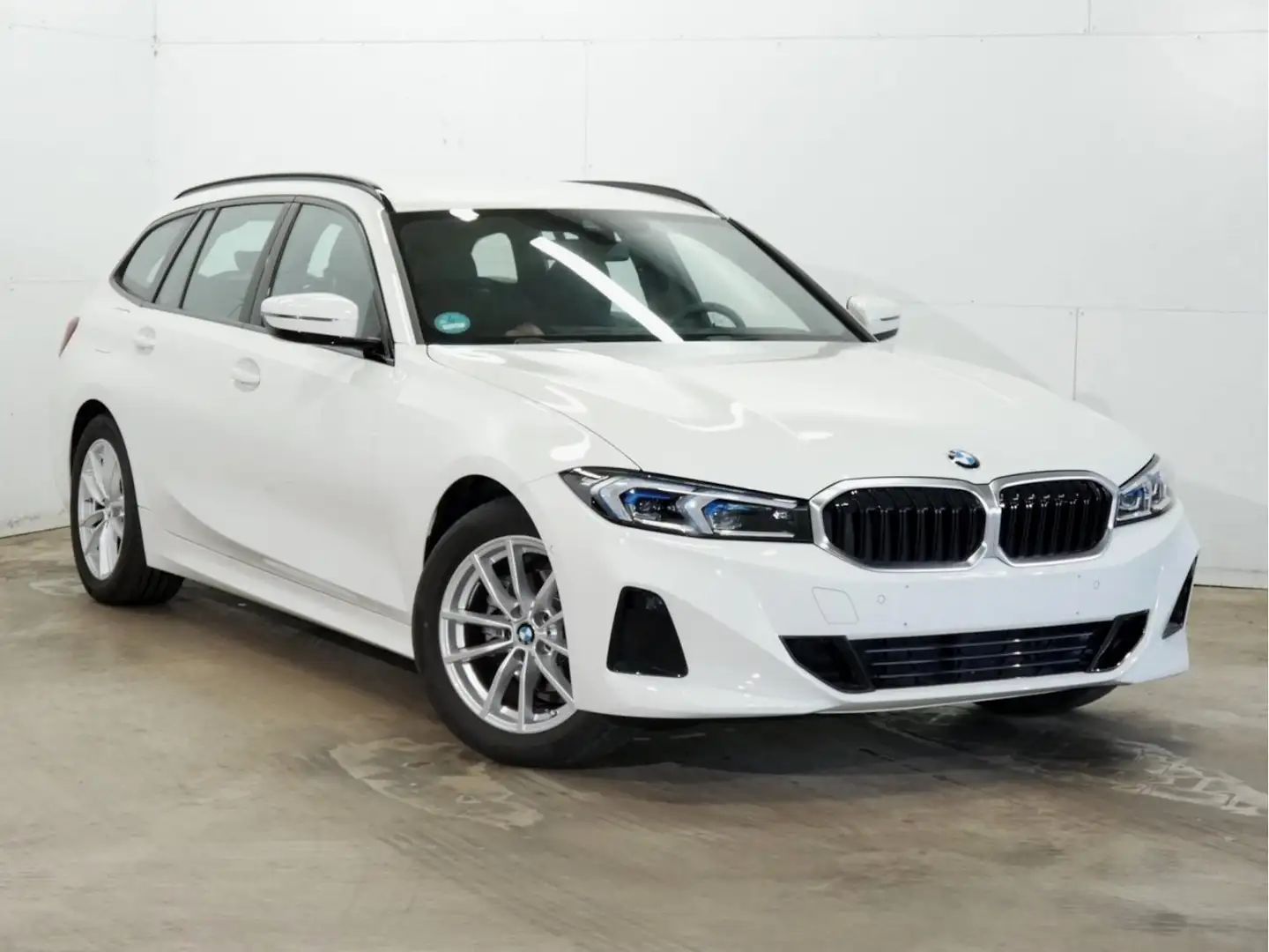 BMW 318 318i Touring Sport+M Shadow HUD Memory HK Sound Bianco - 2
