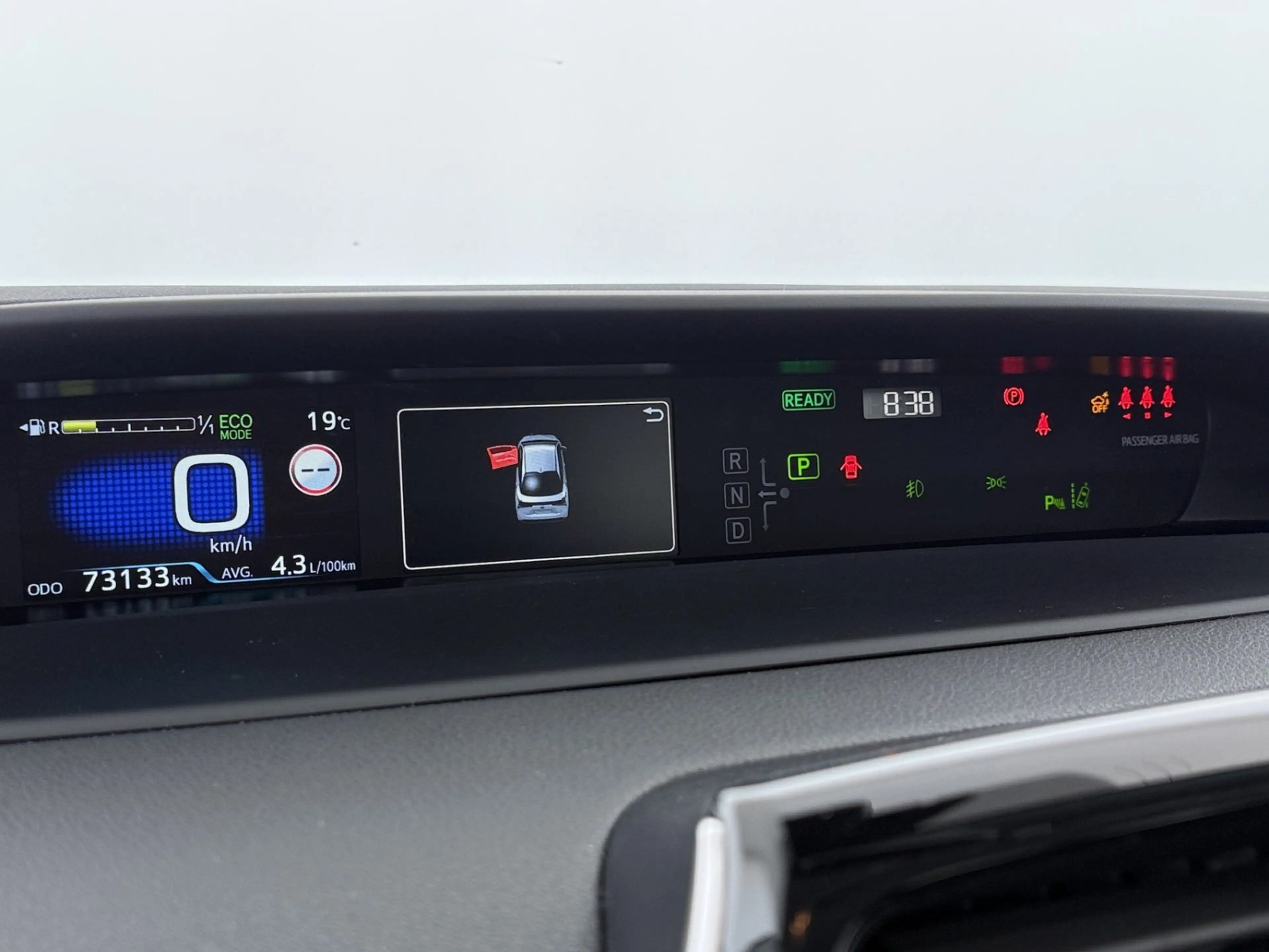 Toyota Prius 1.8 Aut LED AHK RADAR NAVI SITZHZG R-CAM — photo 17