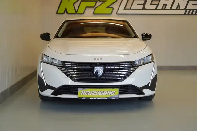 Peugeot 308 view 8
