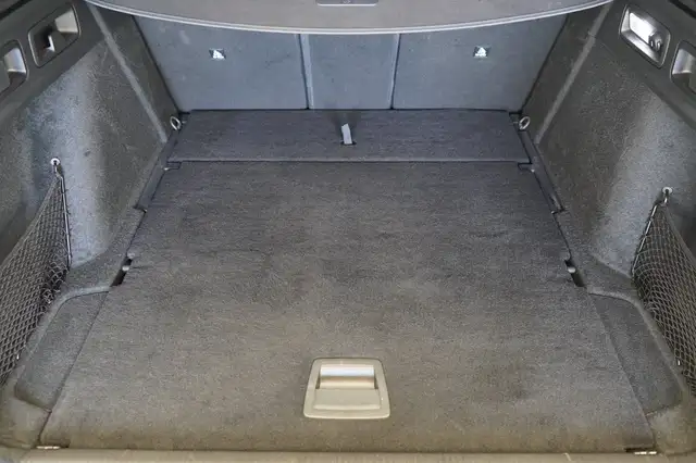 Peugeot 308 view 17