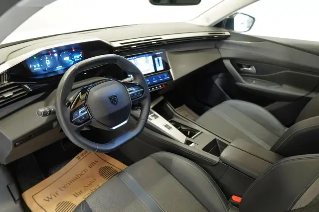 Peugeot 308 view 13