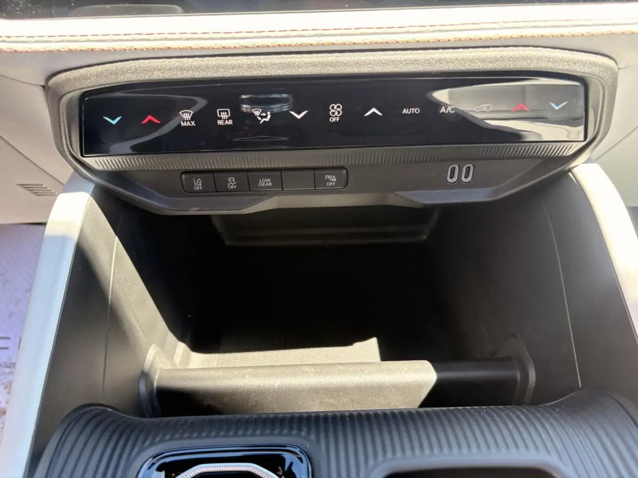 Jeep Cherokee снимка Jeep Cherokee