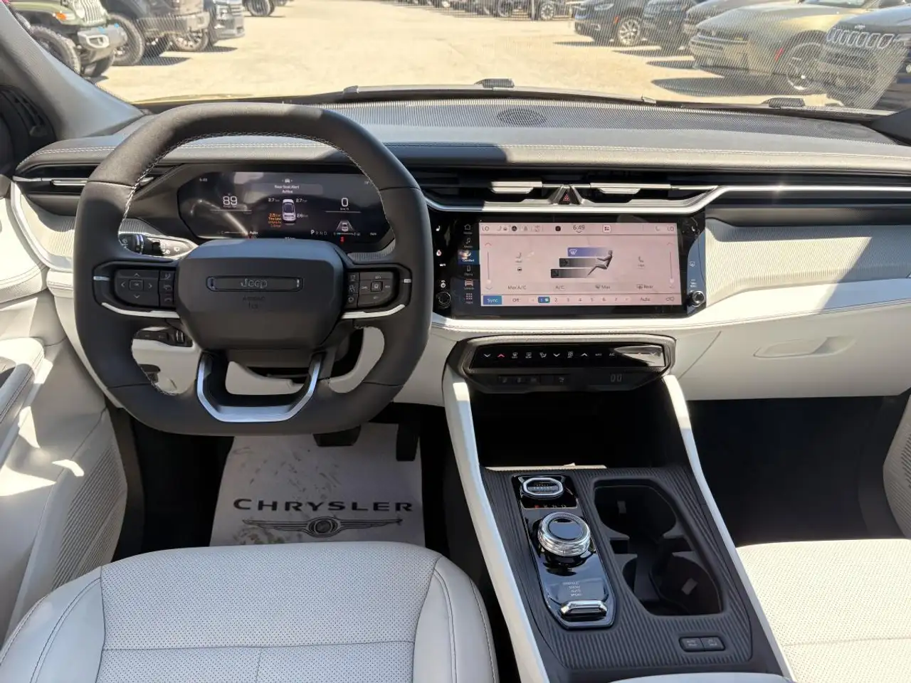 Jeep Cherokee снимка Jeep Cherokee