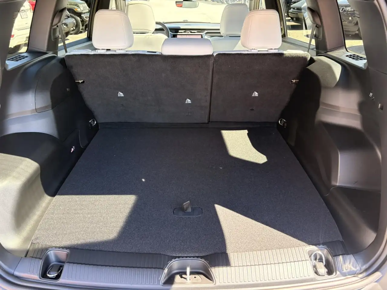 Jeep Cherokee снимка Jeep Cherokee