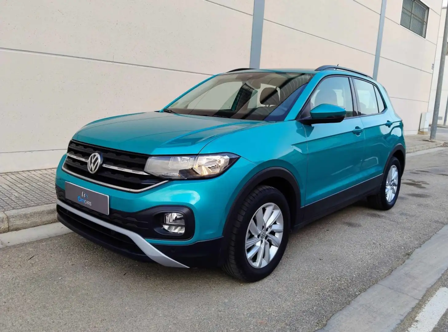 Volkswagen T-Cross 1.0 TSI Advance 85kW Vert - 1