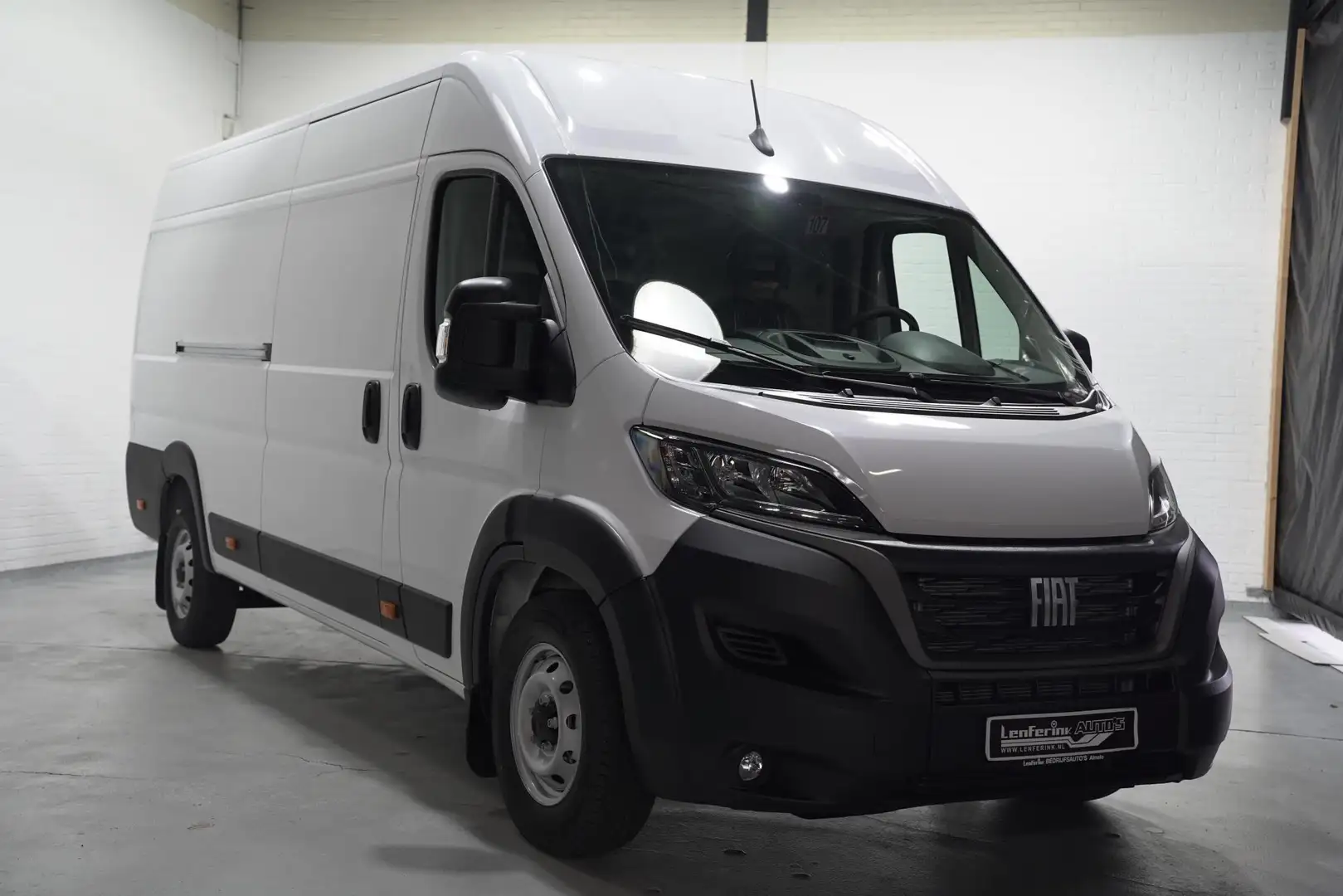 Fiat Ducato 2.2 MultiJet 140 pk L4H2 Airco, Cruise control PDC Wit - 2
