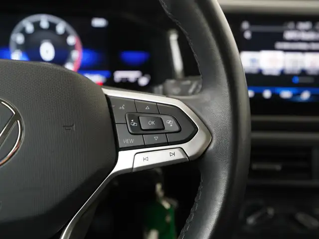 Volkswagen Polo view 9
