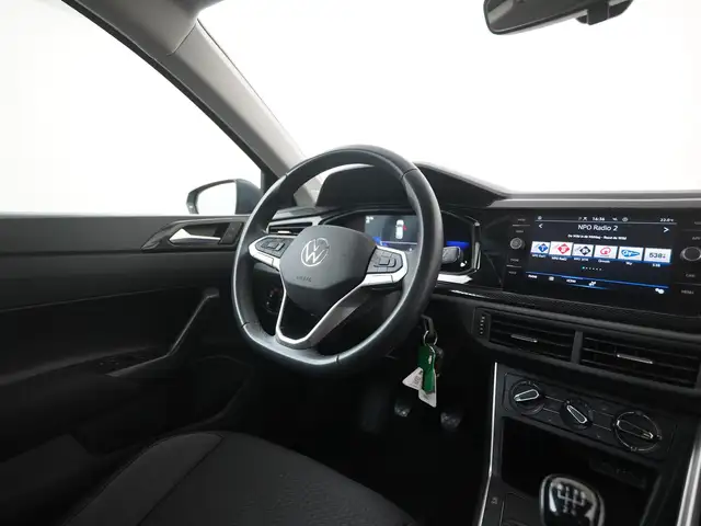Volkswagen Polo view 5