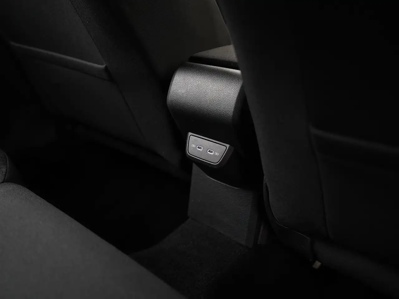 Volkswagen Polo 1.0 TSI Life Digital Cockpit Apple/Android Car, миниатюра 22