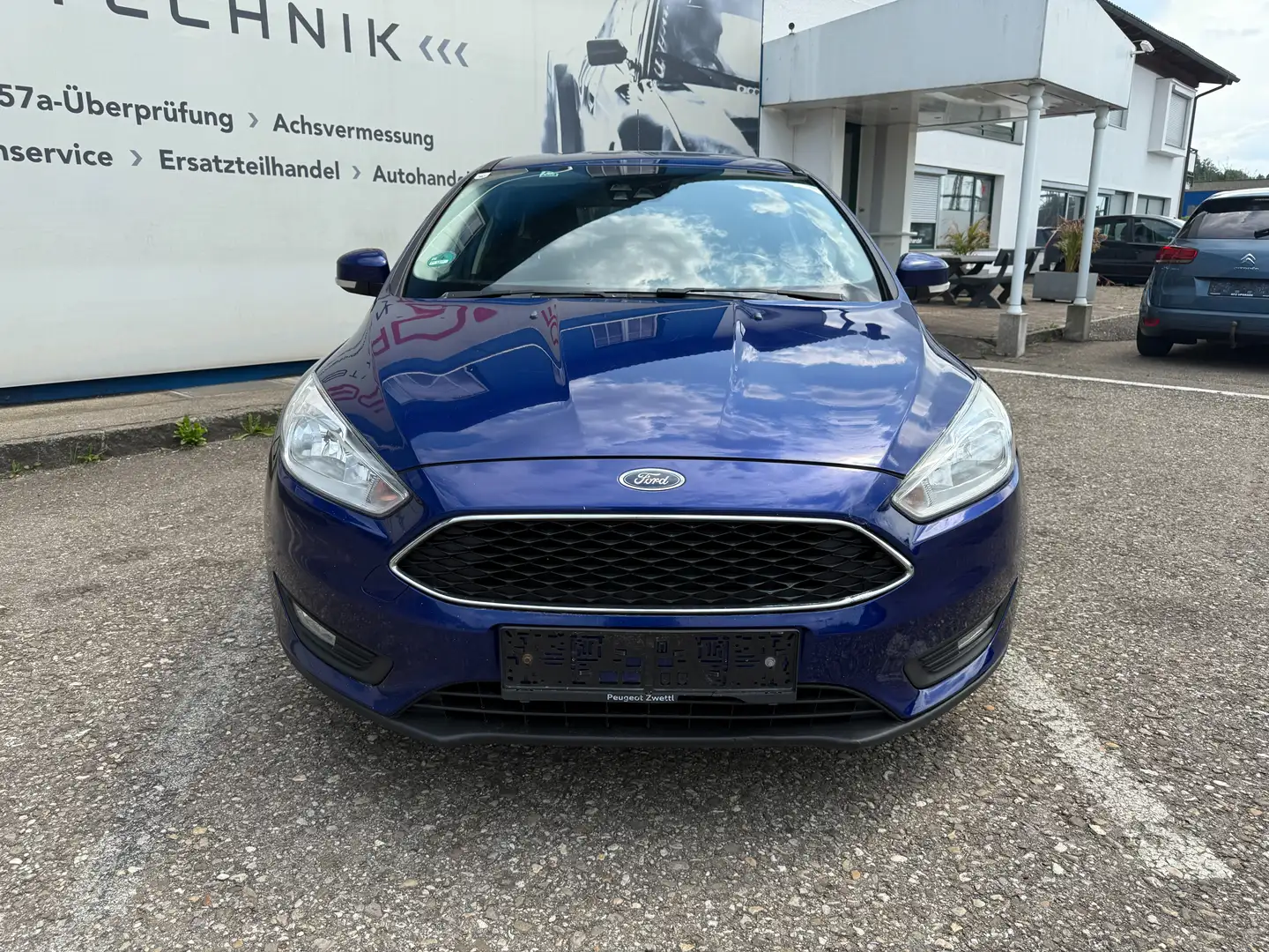 Ford Focus Traveller 1,0 EcoBoost Business *12M.Garantie* Bleu - 2