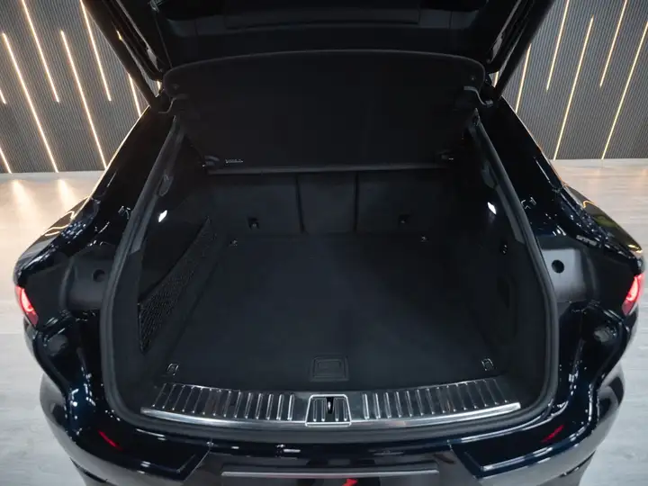Porsche Cayenne 2022, foto 28