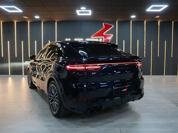 Porsche Cayenne 2022, foto 5