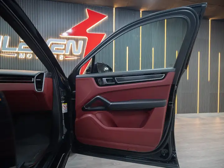Porsche Cayenne 2022, foto 23