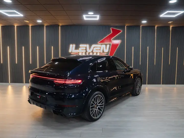 Porsche Cayenne 2022, foto 9
