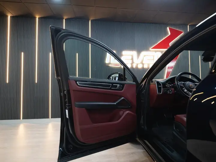 Porsche Cayenne 2022, foto 20