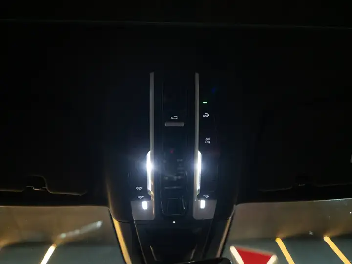 Porsche Cayenne 2022, foto 36