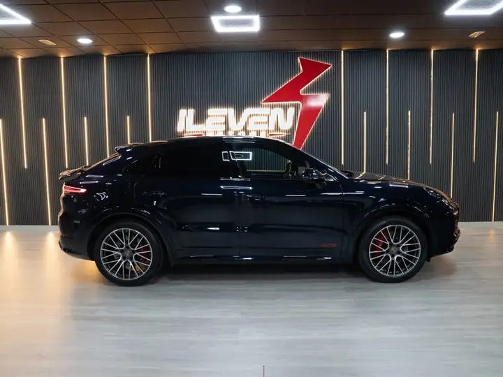 Porsche Cayenne 2022, foto 11