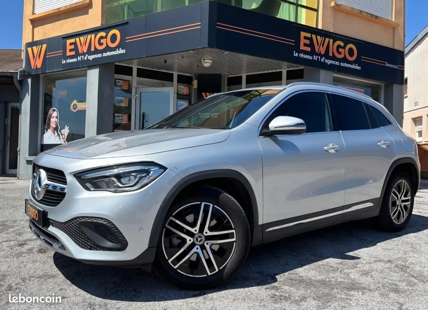 Mercedes-Benz GLA 250 Classe Mercedes 250 1.3 E 218CV HYBRIDE RECHARGEABLE PROGRESSIVE LINE Gris - 1