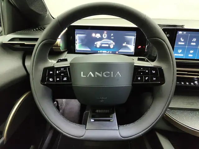 Lancia Ypsilon view 10