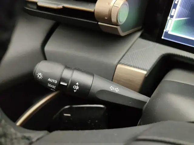 Lancia Ypsilon view 12