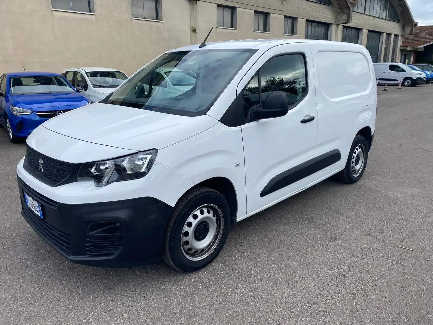 Peugeot PARTNER CARGO 1.5 HDI Bianco - 1