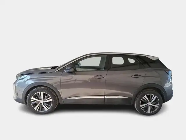 Peugeot 3008 view 5