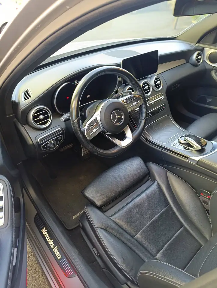 Mercedes-Benz C 180 C SW 180 d Premium AMG auto — photo 1 of 12