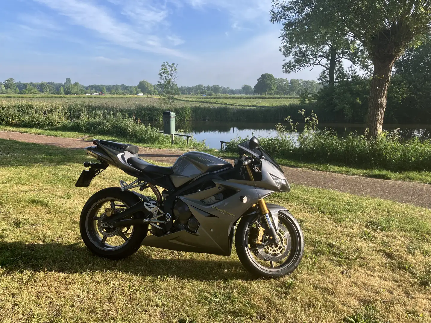 Triumph Daytona 675 - 2