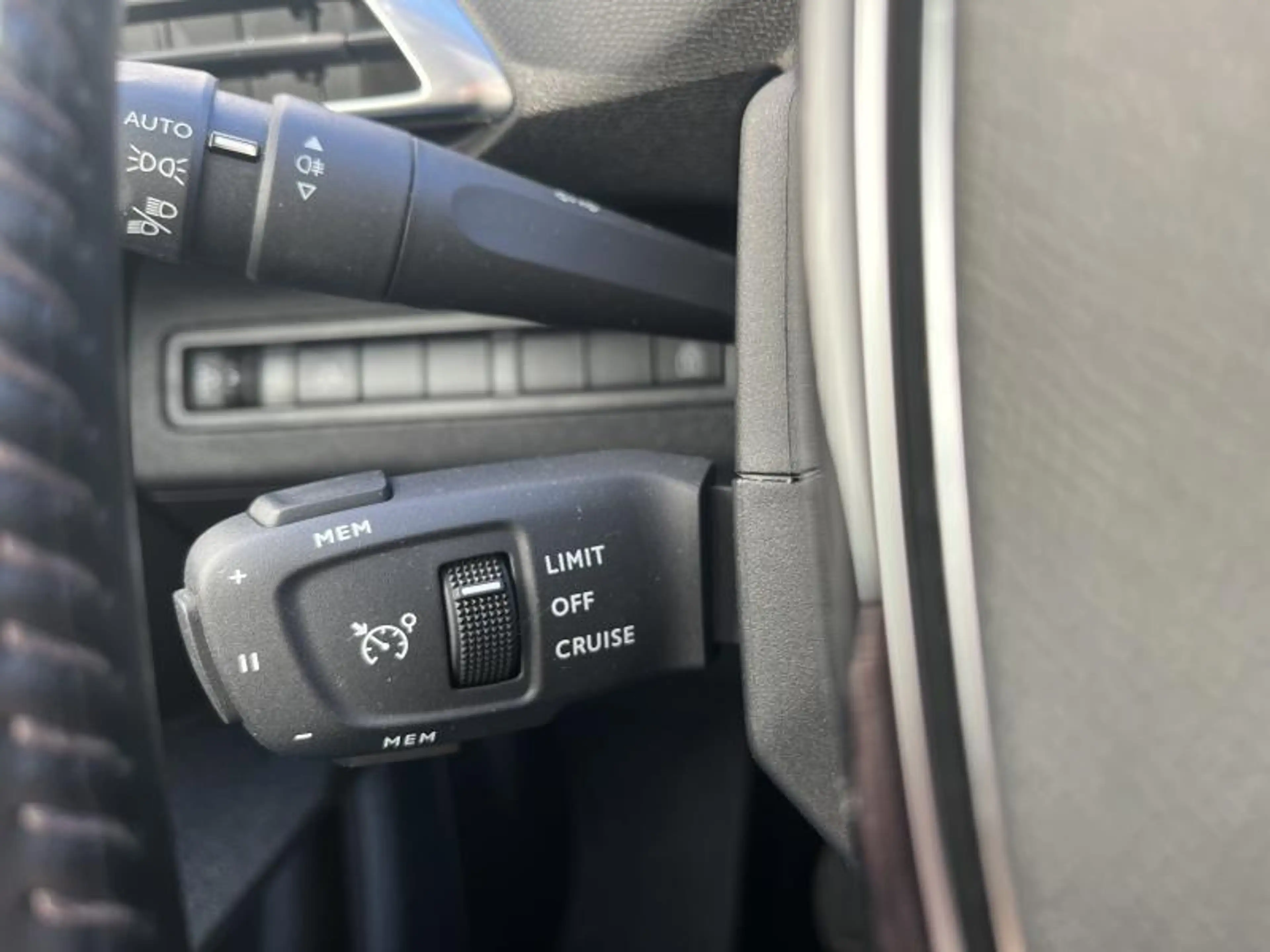 Peugeot 5008 7 PLACES, STYLE *1AN GARANTIE* — photo 15