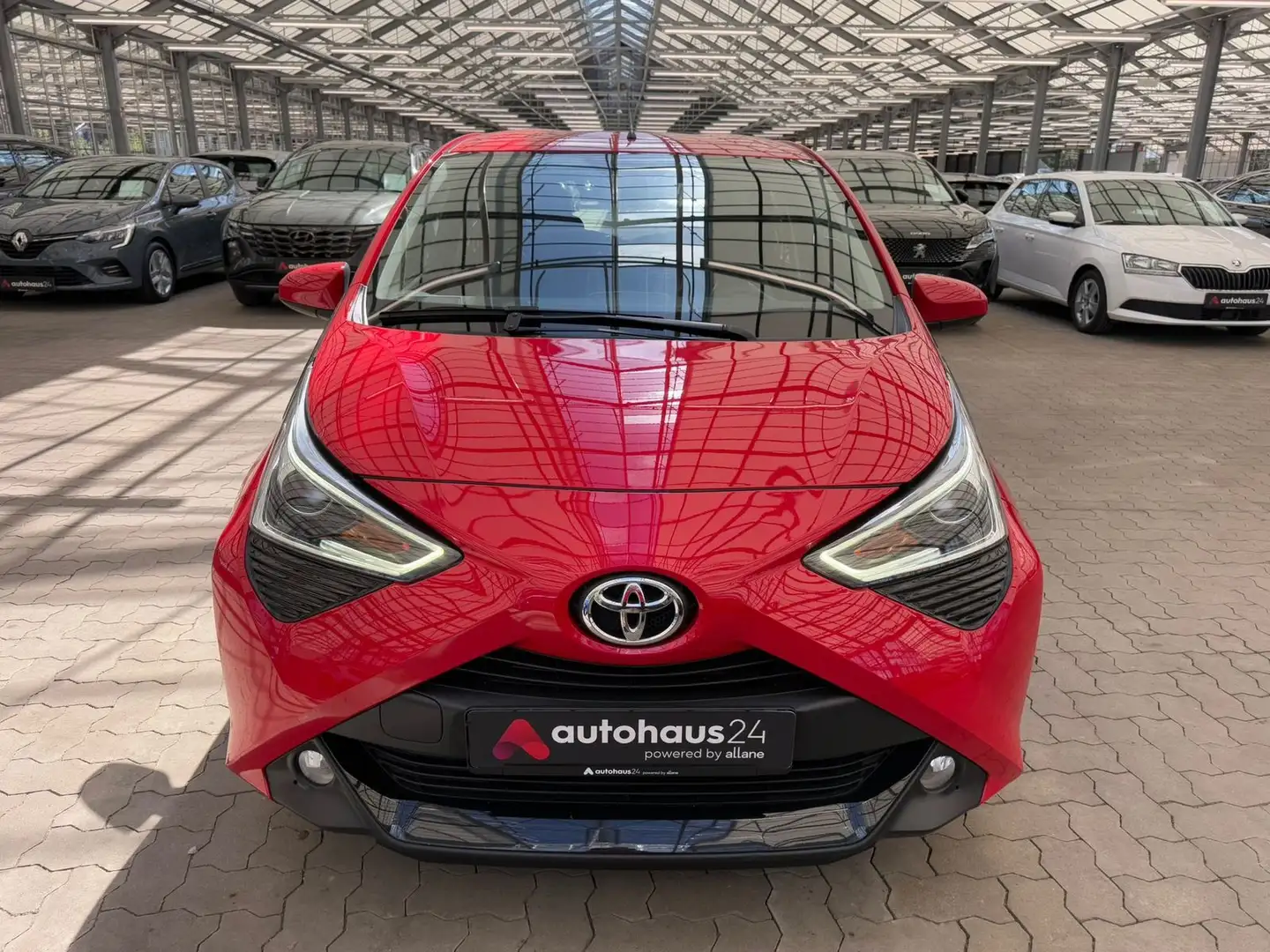 Toyota Aygo 1.0 x-play  club|CarPlay|Rückfahrkamera Rouge - 2