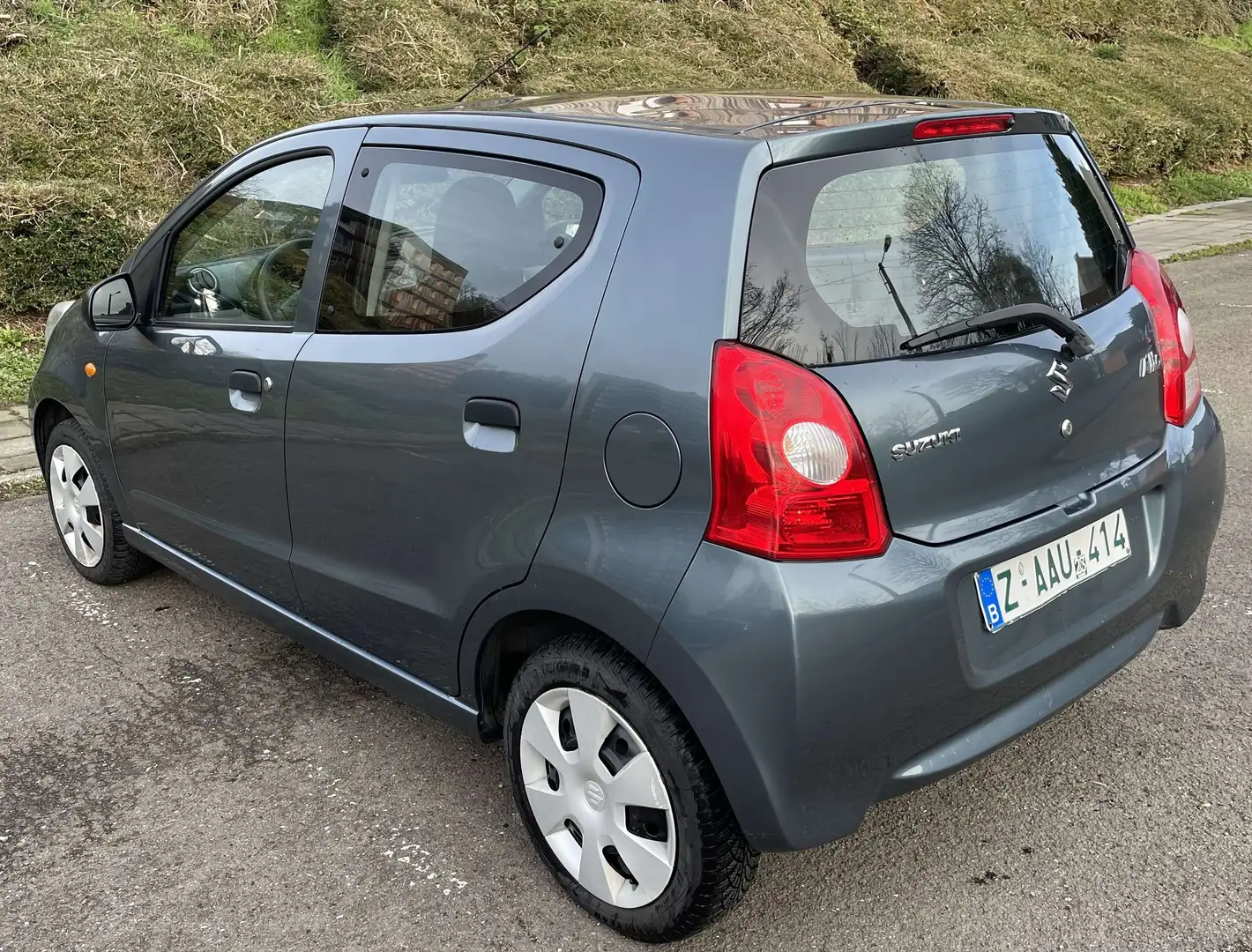 Suzuki Alto 1.0i GL 12/2010 EURO 5 OK LEZ 1er proprio CT OK Gris - 1