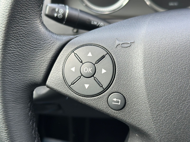 Mercedes-Benz C 250 CGI BlueEfficiency/Navi/SHZ/Klimaauto./ — photo 18
