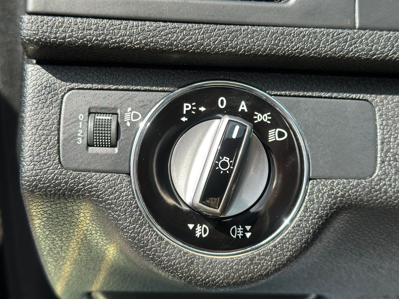 Mercedes-Benz C 250 CGI BlueEfficiency/Navi/SHZ/Klimaauto./ — photo 21