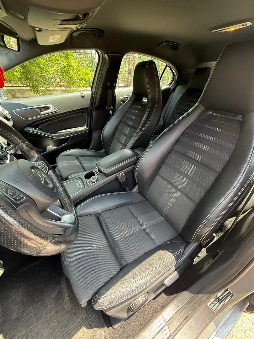 Mercedes-Benz A 180 Classe A - W176 d Executive auto my16 Grigio - 2