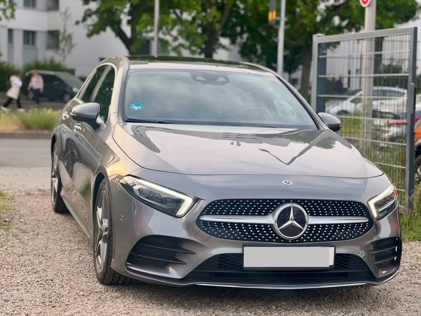 Mercedes-Benz A 180 A 180 Pano/Kamera/Memory Gris - 2