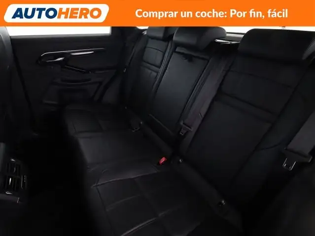 Land Rover Range Rover Evoque view 15